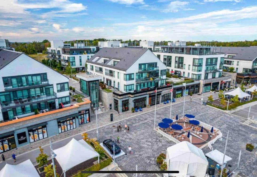 Aquarius 2 Bedroom Condo Friday Harbour Innisfil Exterior photo