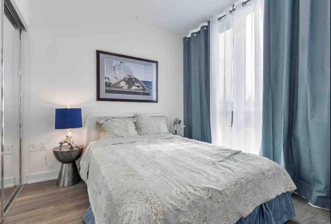 Aquarius 2 Bedroom Condo Friday Harbour Innisfil Exterior photo